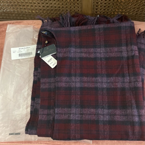 NWT BROOKS BROTHERS iconic purple plaid cape coat. One size. Limited addition - Picture 3 of 5